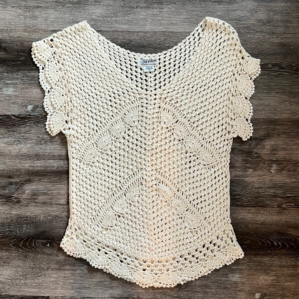 60s/70s vintage handcrafted crochet top
